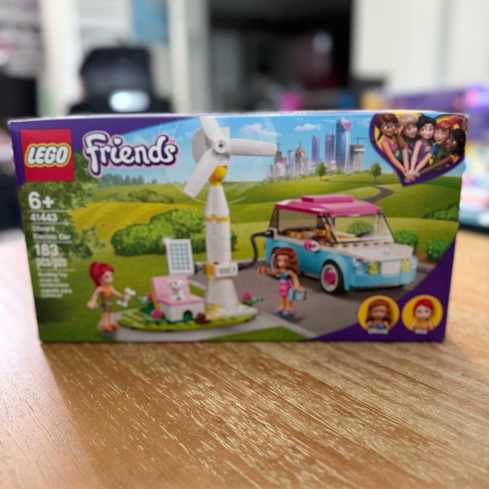 LEGO Friends Wind Turbine and Car Set - Blue, Pink, White